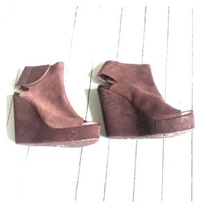Pedro Garcia wedges